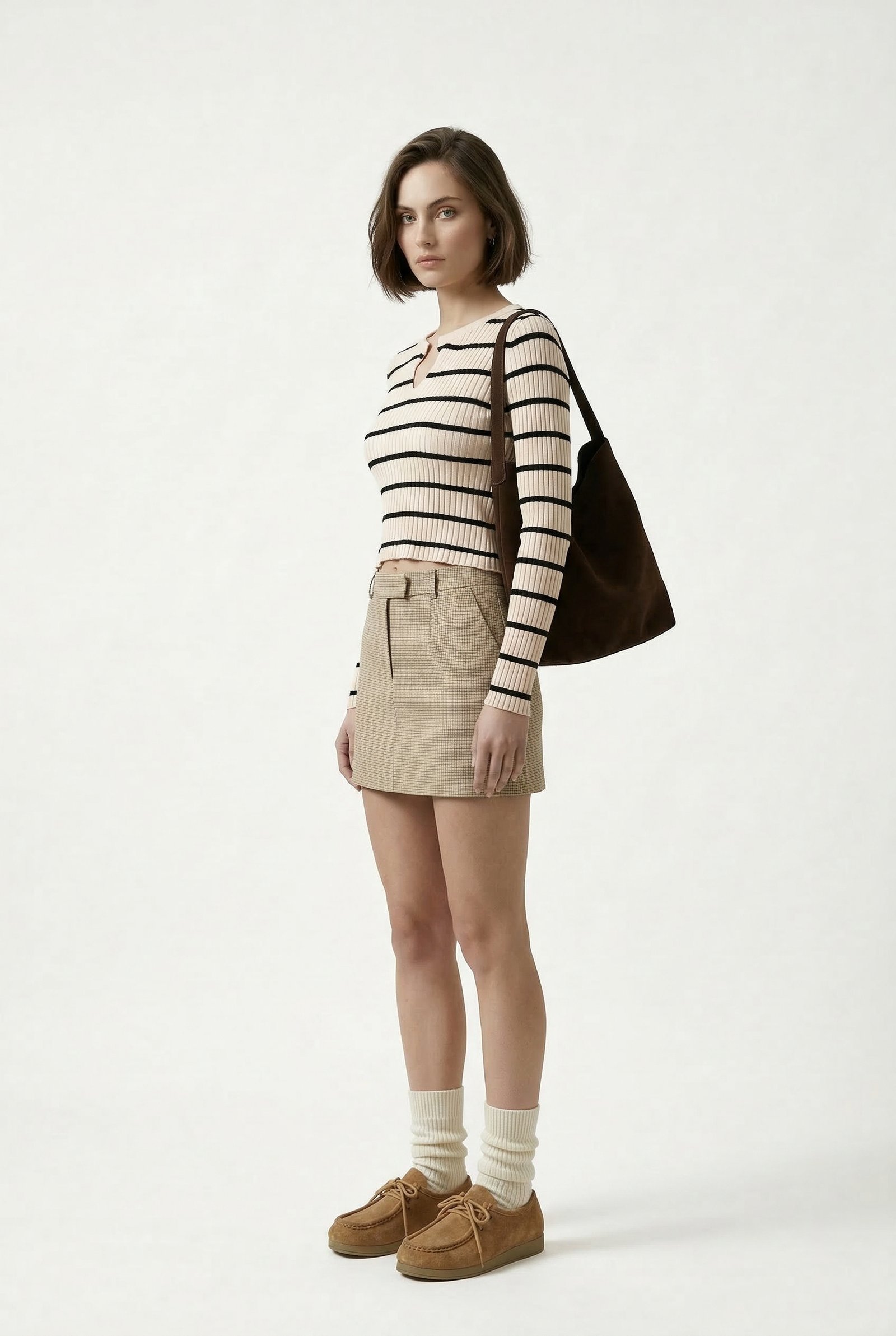 Top de Morley a Rayas "Nude & Black" | Detalle Cut-Out en Escote - Imagen 4